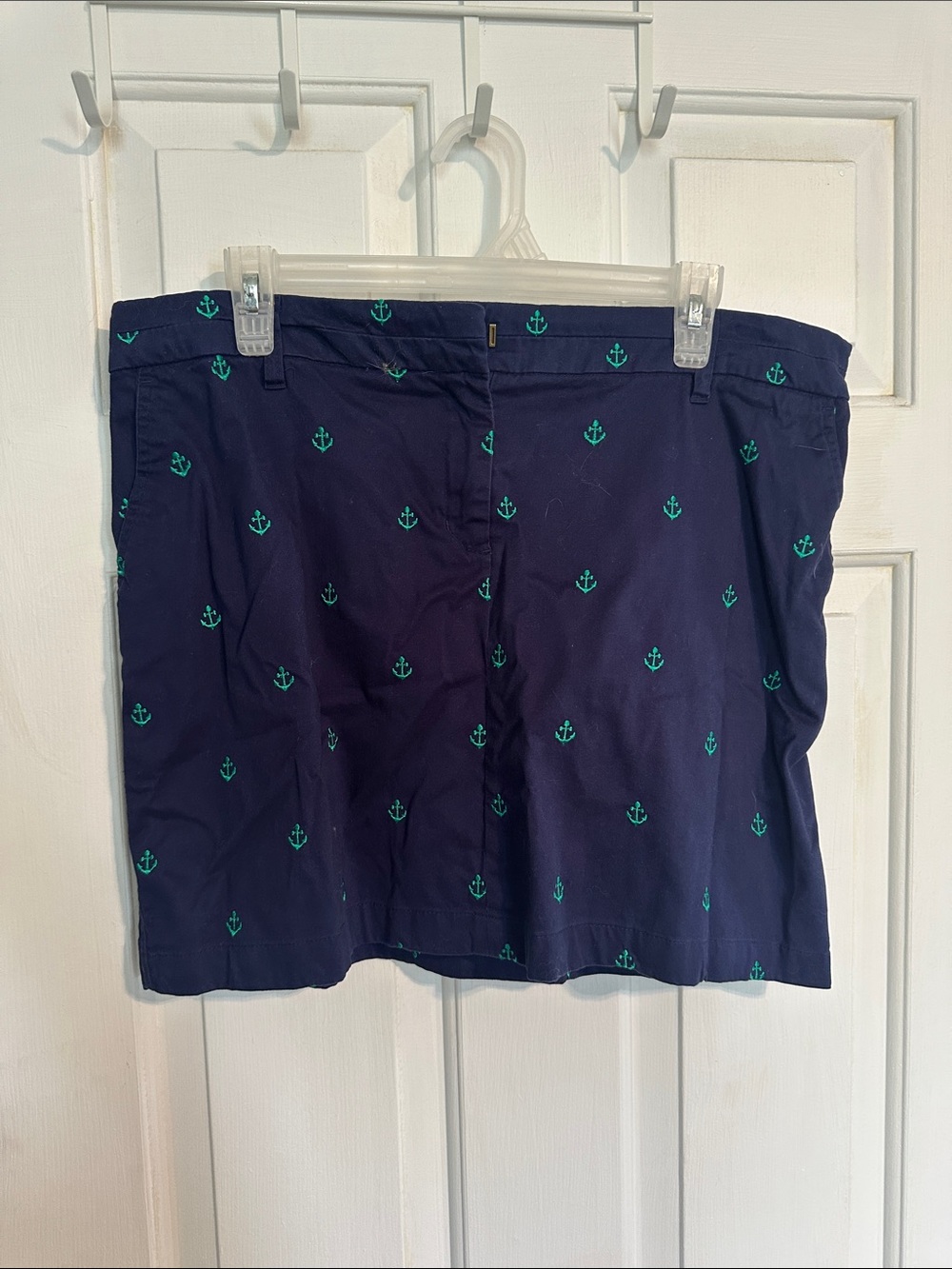 British Khaki navy skirt with green anchors women’s size 14